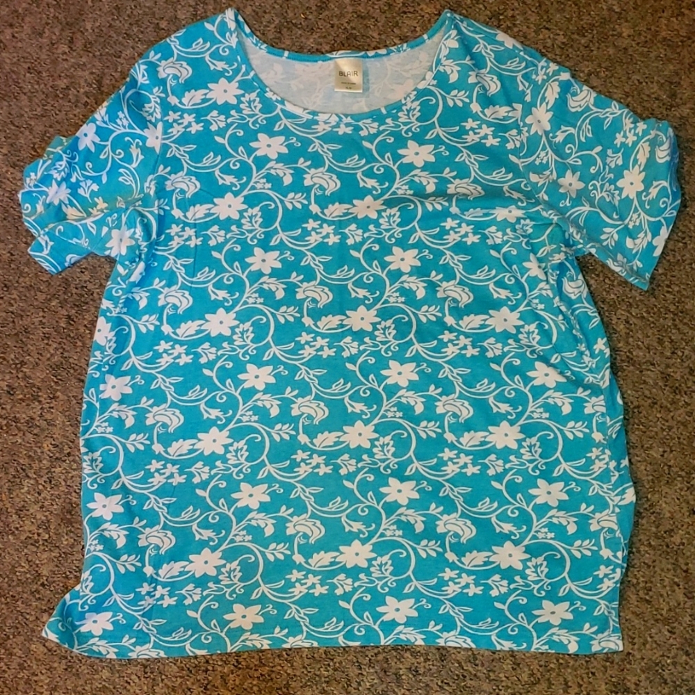 Blair Teal and White Patterns Tshirt XL